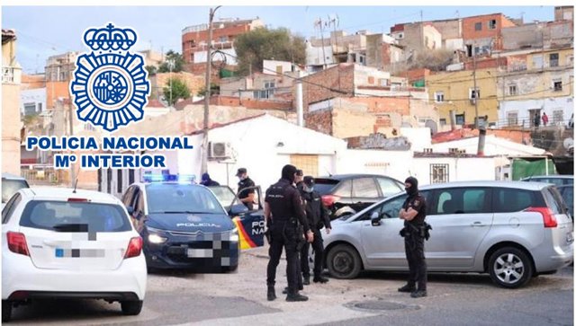 Rdo. Nota De Prensa: "La Policía Nacional Detiene A Una Persona Por Incendiar El Lugar En El Que Habitaba Un Varón Con El Que Había Tenido Una Disputa"