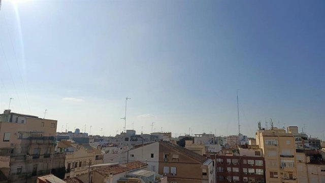 La Comunitat espera este domingo temperaturas significativamente altas con cielo poco nuboso o despejado