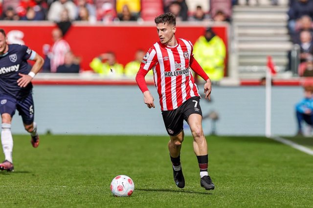 Archivo - Sergi Canós con el Brentford