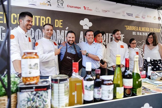 El chef Rafael Rodríguez en las actividades gastronómicas de la feria