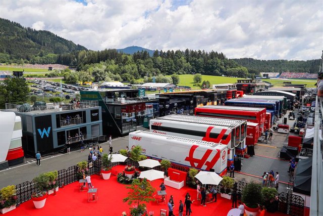 Archivo - Paddock de la F1.