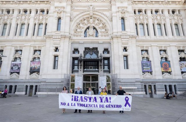 (I-D) La concejala de Más Madrid en el Ayuntamiento de Madrid, María Pilar Sánchez Álvarez; el delegado del Gobierno en Madrid, Francisco Martín, el delegado del Ayuntamiento de Madrid, Álvaro González; la delegada de Cultura, Turismo y Deporte del Ayunta