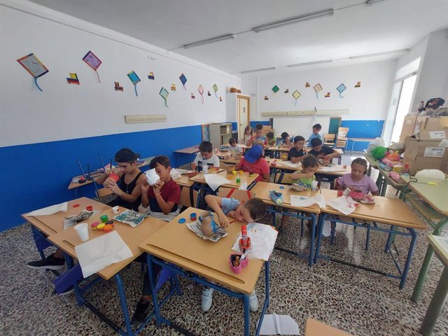 Participantes en la Escuela de Verano Rural en Pozo Alcón.