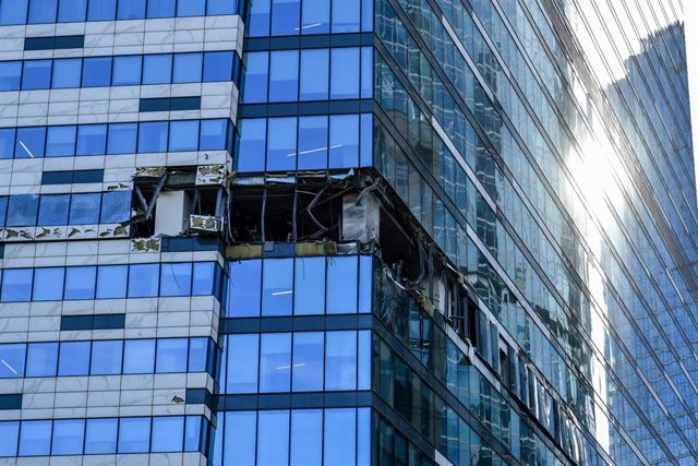 Imagen de archivo de los daños de un dron ucraniano contra un edificio en Moscú  