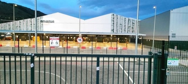 ELAk errefusatu egin du Vayven Deliveryren lan erregulazioko espedientea eta Amazoni plantillaren subrogazioa eskatu dio.