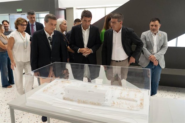Visita de Mazón a Ontinyent