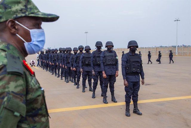 Archivo - Militares de las fuerzas especiales de Ruanda destinadas a Mozambique.