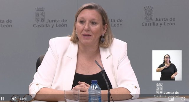 La consejera de Familia, Isabel Blanco, comparece tras el Consejo de Gobierno para expliar la nueva ley que regirá los centros residenciales en Castilla y León.