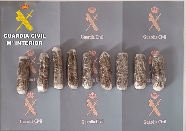 Imagen de la droga introducida en La Moraleja en un vis a vis.