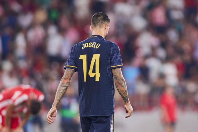 El delantero español Joselu Mato,en un partido con el Real Madrid ante el Almería en el Power Horse Stadium en 2023.