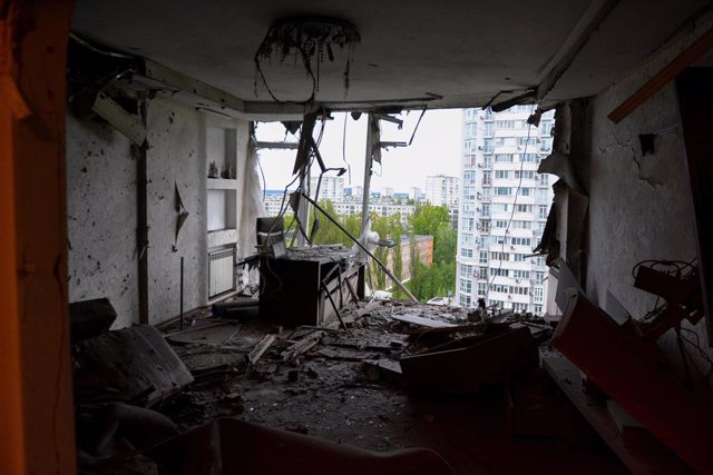 Archivo - Imagen de archivo de un edificio tras un ataque ruso en Kiev