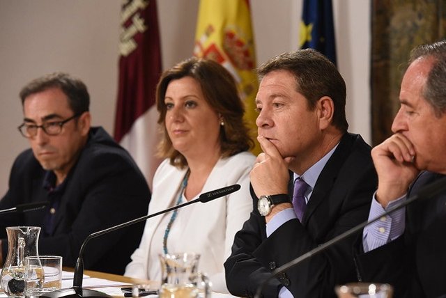 Page abre la puerta a una reducción fiscal en zonas despobladas para dar "un paso más" en su recuperación