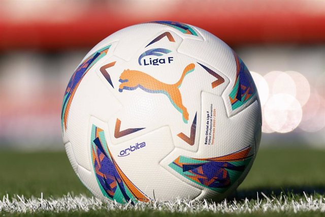 Imagen del balón de la Liga F