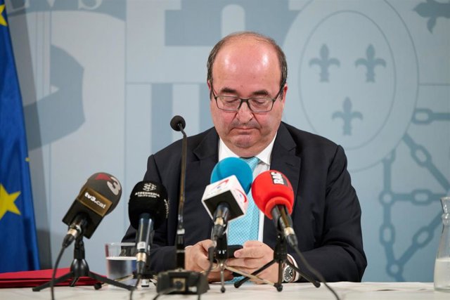 El ministro de Cultura y Deportes, Miquel Iceta, ofrece una rueda de prensa sobre la resolución del Tribunal Administrativo del Deporte, en la Delegación del Gobierno en Cataluña, a 1 de septiembre de 2023, en Barcelona, Catalunya (España). El Consejo Sup