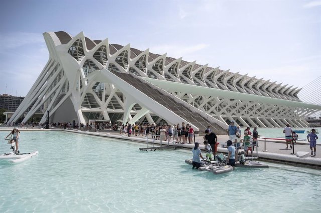 Imagen de parte de la Ciudad de las Artes y las Ciencias de València.