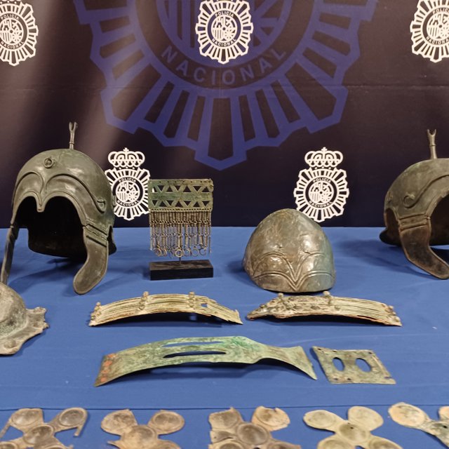 Archivo - Algunes de les peces arqueològiques confiscades
