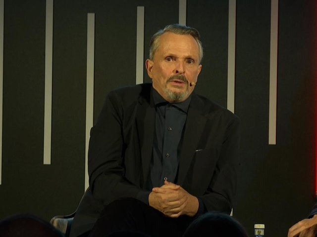 MIGUEL BOSÉ