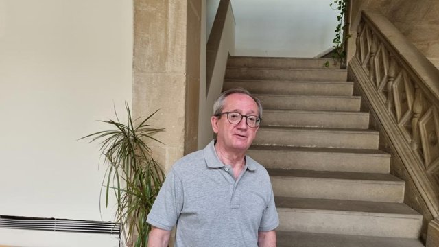 El director del curso 'El toro bravo como elemento de sostenibilidad social, ambiental y cultural, Lope Morales, en la sede Antonio Machado de la UNIA.