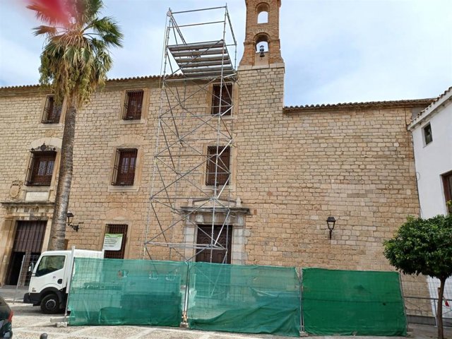 Obras en la cubierta del Palacio de Villardompardo.