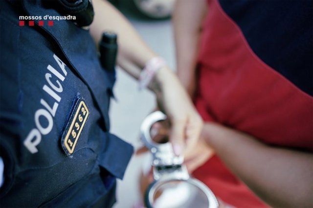 Archivo - Recurs d'una detenció dels Mossos d'Esquadra