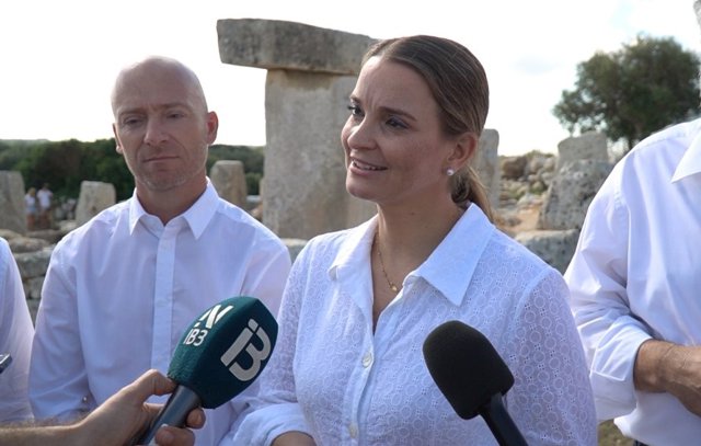 La presidenta del Govern, Marga Prohens, en Menorca