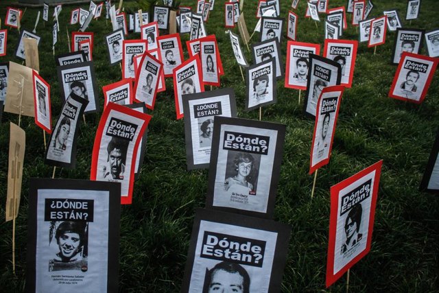 Homenaje a los desaparecidos en la dictadura chilena en Valparaíso
