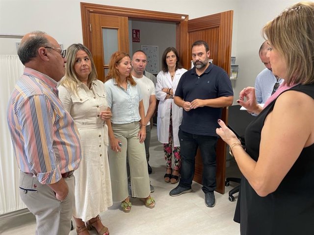 Visita al centro de salud de La Guardia.