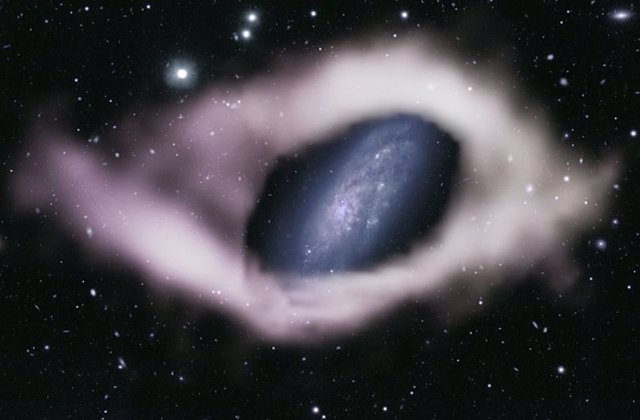 Imagen de NGC 4632 con el anillo cósmico que la rodea