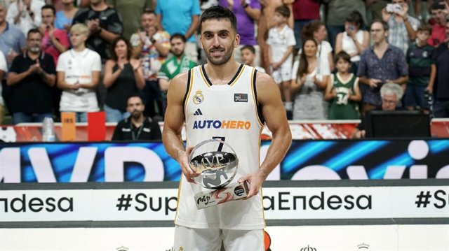 Facundo Campazzo, elegido 'MVP' de la Supercopa Endesa 2023