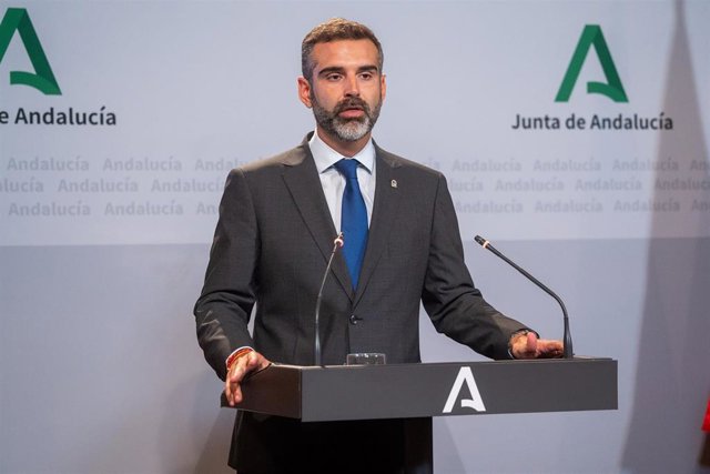 El consejero de Sostenibilidad, Medio Ambiente y Economía Azul de la Junta de Andalucía y portavoz del Gobierno andaluz, Ramón Fernández-Pacheco