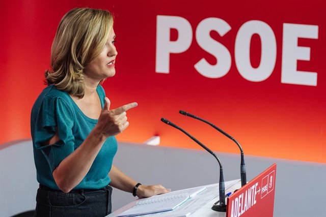 La portaveu de la CEF i ministra d'Educació i FP, Pilar Alegría, en una roda de premsa a Madrid 