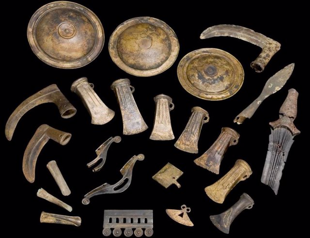 Antiguos objetos de la Edad del Bronce