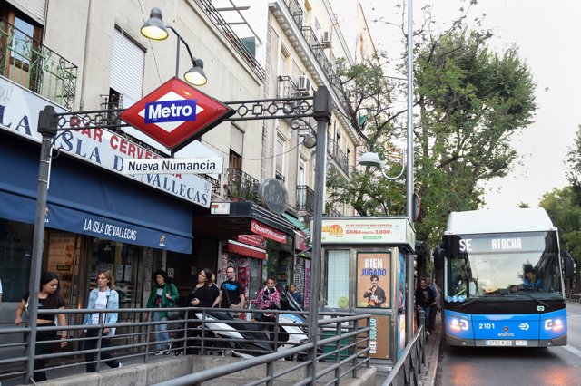 Exterior de la estación de Metro de Nueva Numancia, a 27 de septiembre de 2023, en Madrid (España). Metro de Madrid reabre hoy el tramo de la Línea 1 entre las estaciones de Sol y Nueva Numancia