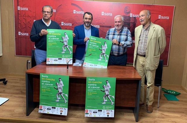 De izda a dcha, Del Caño, Muñoz, Carazo y Serrato presentan el XI Camino por Soria Contra el Cáncer.