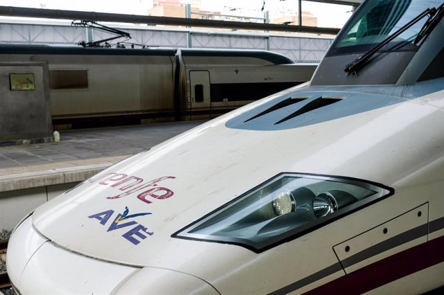 Imágenes de recurso del AVE de Renfe