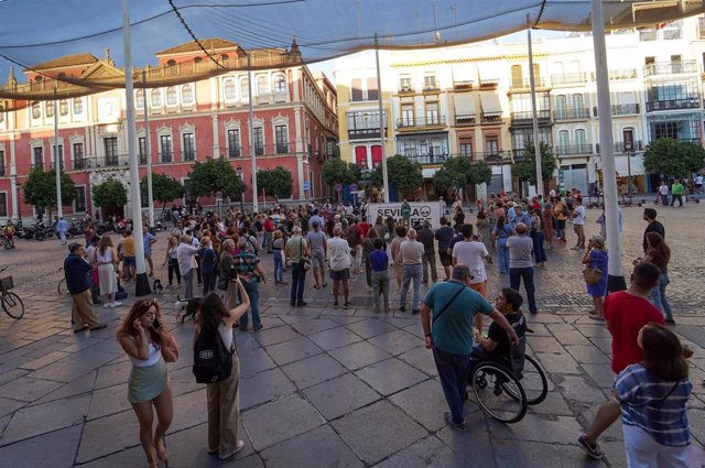 Protesta contra la "turistización devoradora" de Sevilla