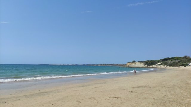 Archivo - Playa de El Puerto.