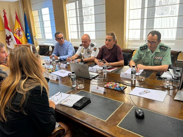 Presentación por parte de Barcones de la campaña 'Ser libre. Estar viva' .