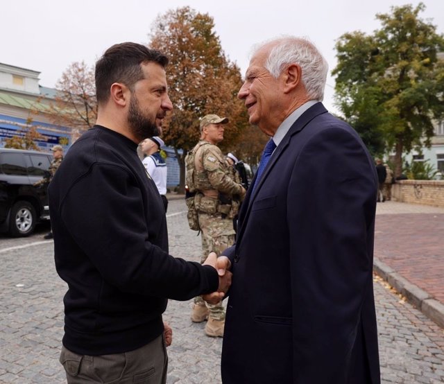 Josep Borrell y Volodimir Zelenski