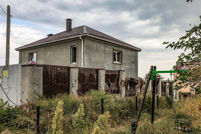 Imagen de archivo de una vivienda dañada por un ataque de las fuerzas rusas en Jersón. 