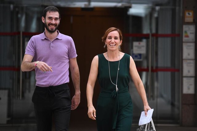 Archivo - La portavoz de Más Madrid en la Asamblea, Mónica García, llega al pleno de la investidura de la presidenta de la Comunidad de Madrid, en la Asamblea madrileña, a 21 de junio de 2023, en Madrid (España). 