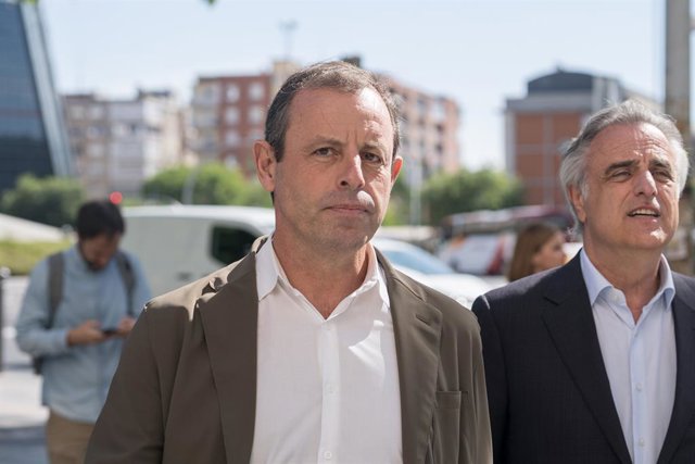 Archivo - L'expresident del FC Barcelona Sandro Rosell