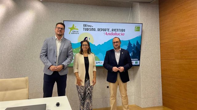 Presentación de Tierra Adentro 2023