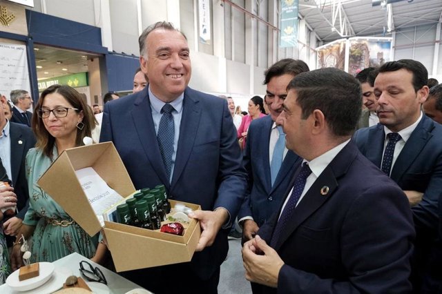 Bernal durante su visita a Tierra Adentro