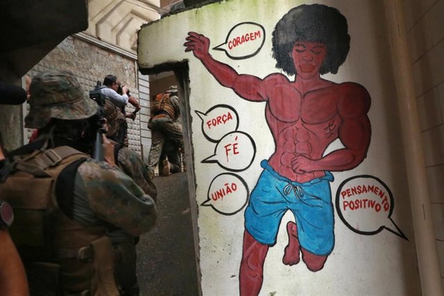 Maniobras de entrenamiento de la Policía Militar de Río de Janeiro (archivo).