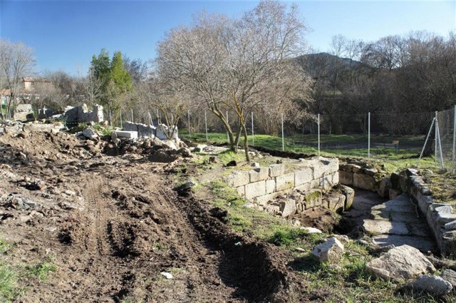 Complejo industrial en Manzanares El Real