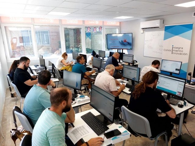 Participantes en un curso de FPE.