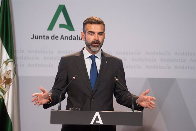 El consejero de Sostenibilidad, Medio Ambiente y Economía Azul de la Junta de Andalucía y portavoz del gobierno, Ramón Fernández-Pacheco