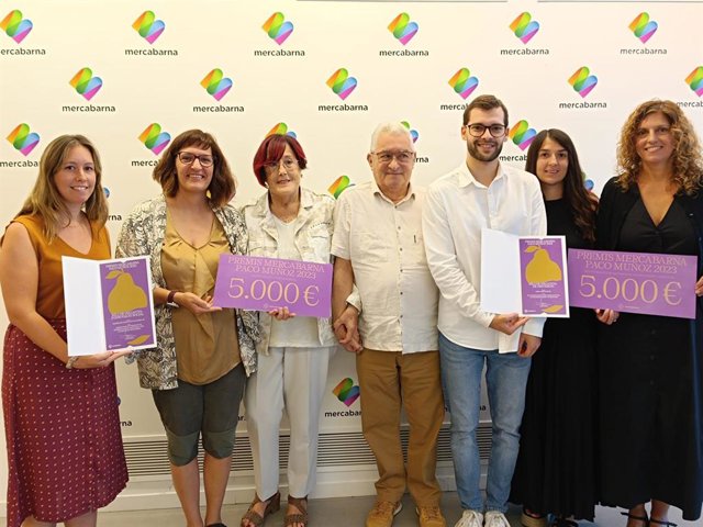 Els representants de Casa Ametller Grup i de la Federació d'entitats Calàbria 66