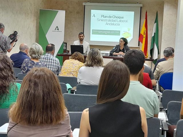 Jornada técnica para dar a conocer el plan de choque contra la siniestralidad laboral en Andalucía